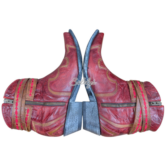 Old Gringo Lorenza Red Leather Buckle Short Western Cowgirl Booties 10B Snip Toe - Picture 10 of 11